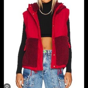FREE PEOPLE ADVENTURES AWAITS VEST!